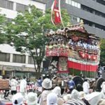 日本三大勅祭＞葵祭、岩清水祭、春日祭